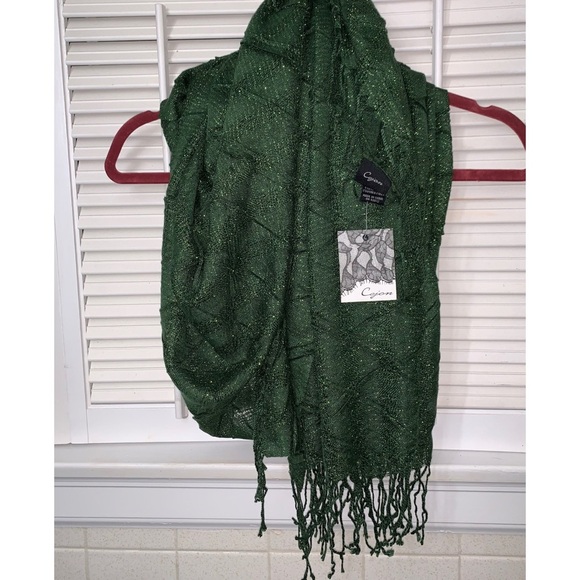 Cejon Christmas Holiday Green Shimmer Scarf Wrap - Picture 1 of 4